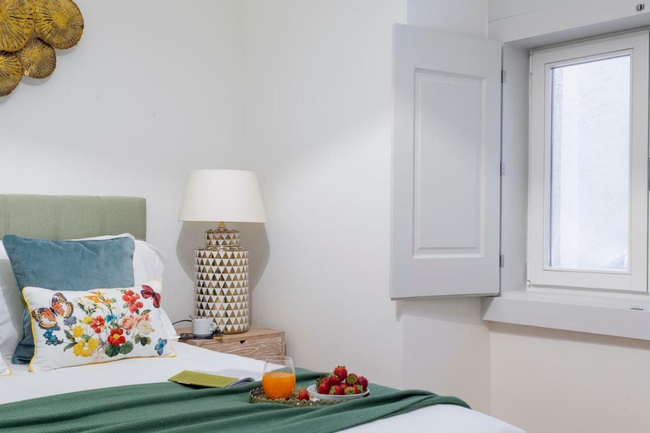Apartment Joivy Splendid Flats Near Santa Justa Lift Lissabon