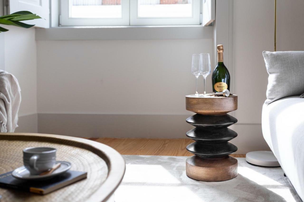 Joivy Splendid Flats Near Santa Justa Lift Apartment *