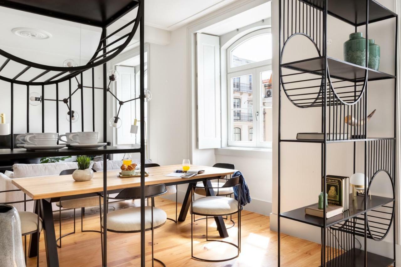 Apartment Joivy Splendid Flats Near Santa Justa Lift Lisbon